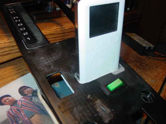 test fit ipod in dock
