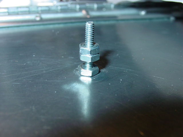 Motherboard mounting bolts