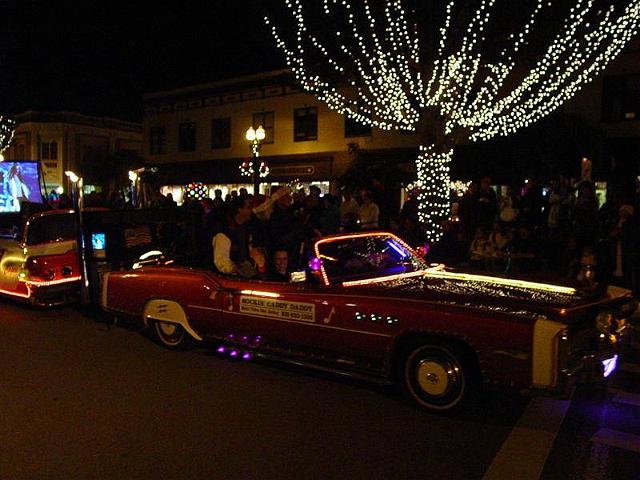 pgparadeoflight035.jpg