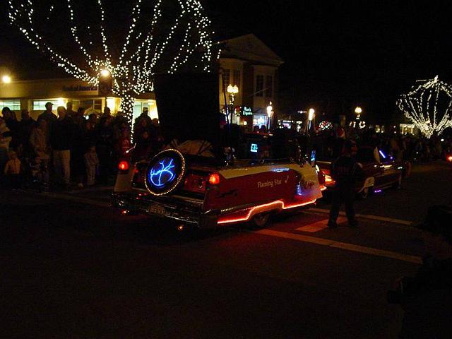 pgparadeoflight037.jpg