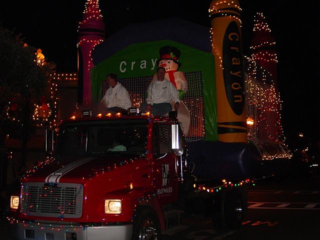 pgparadeoflight075.jpg