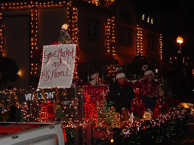 pgparadeoflight096.jpg