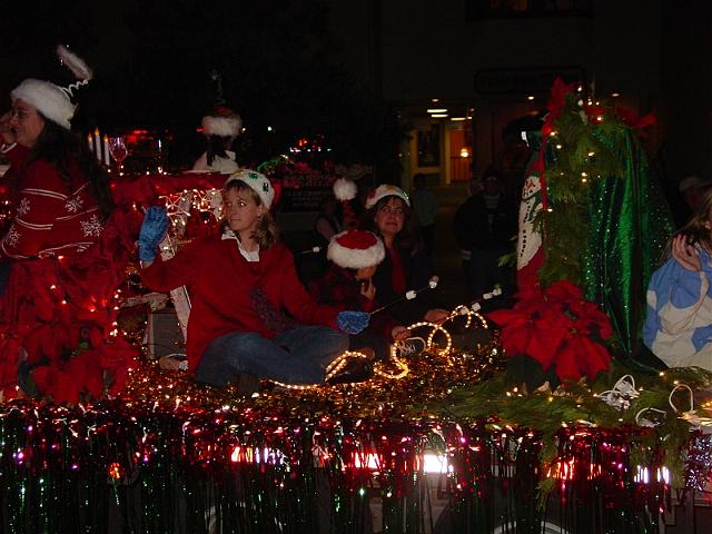 pgparadeoflight098.jpg