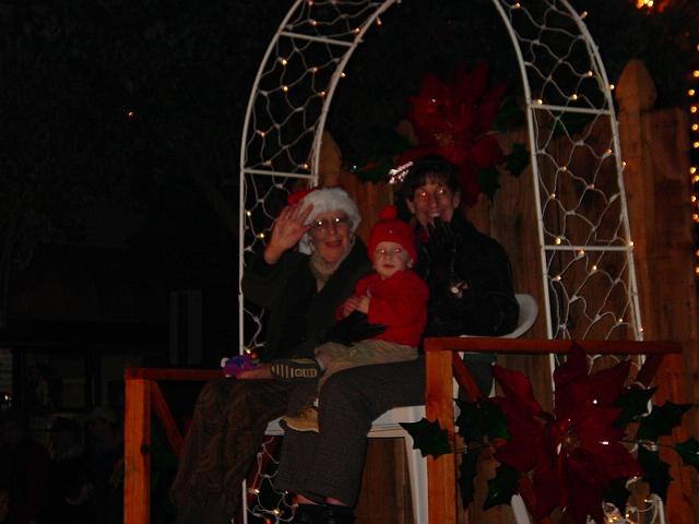 pgparadeoflight102.jpg
