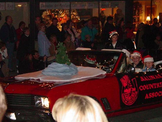 pgparadeoflight118.jpg