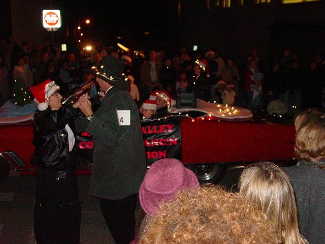 pgparadeoflight119.jpg