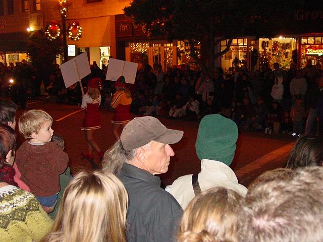 pgparadeoflight121.jpg