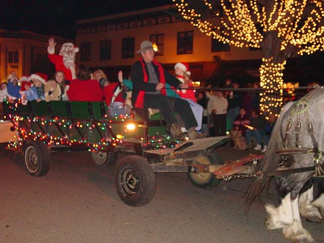 pgparadeoflight167.jpg
